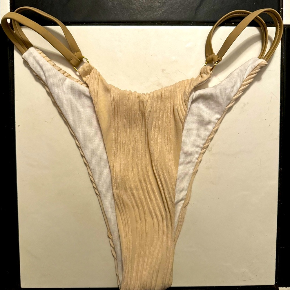 Zaful Cheeky Bikini Bottoms S